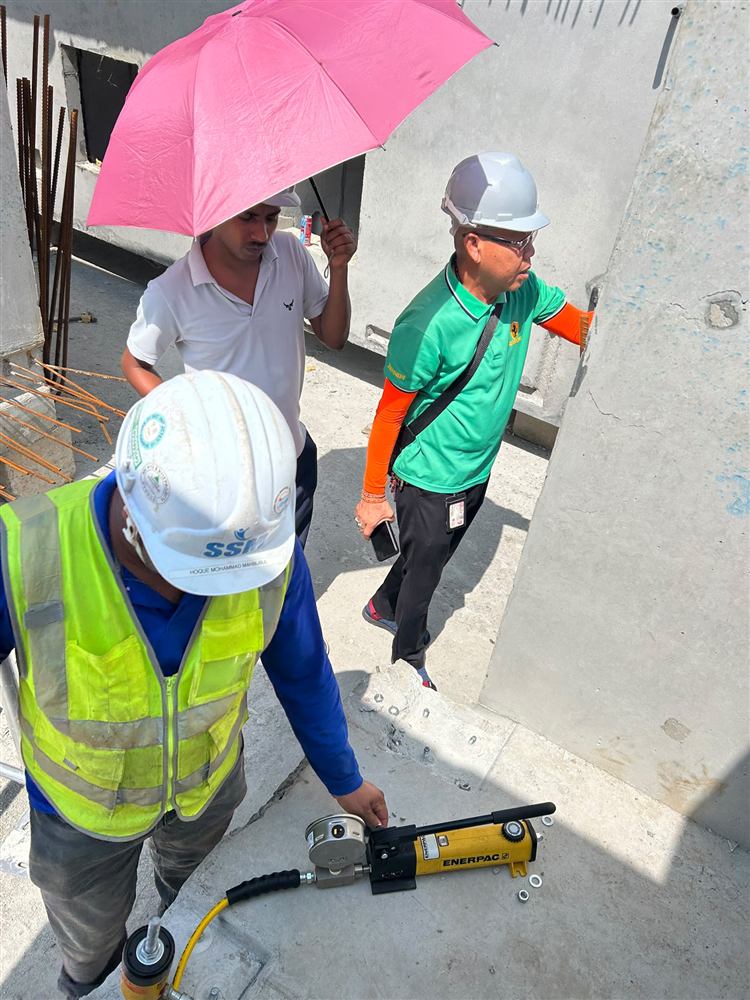 SSM Engineering personnel conducting on-site pull out test in Singapore